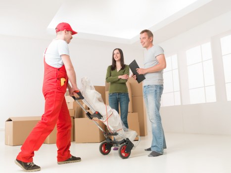 Local Kingston student removals service for flats, halls, and shared houses